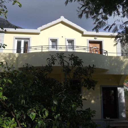 Apartments Ognjenovic Risan Exterior photo